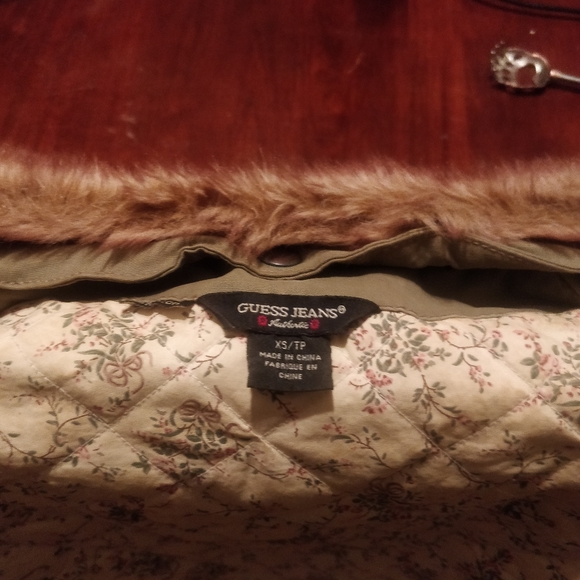 Guess Jacket - Picture 3 of 3